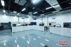 常规的模子锻炼模式恰是这种“手工做坊”